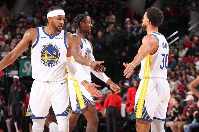 B席：鲁本-迪亚斯是我在足坛最好的朋友，渴望夺得世界杯冠军（B席：迪亚斯是我足坛至交，盼问鼎世界杯）