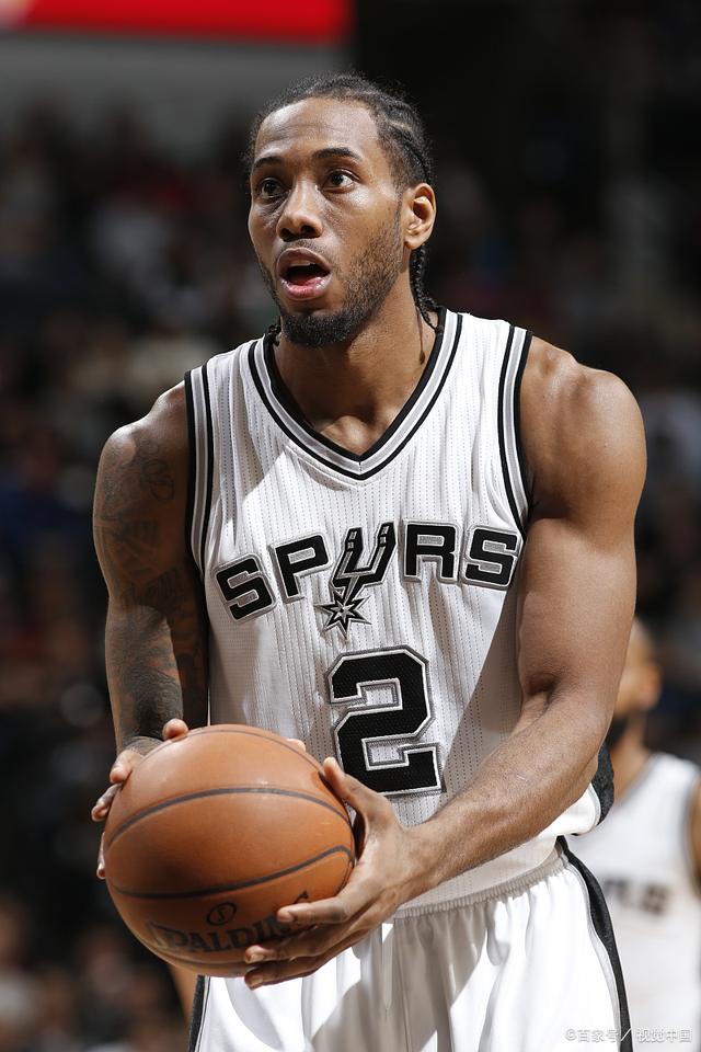 意媒：小法以后留在意甲可能性不大，大概率会前往巴萨或曼城（意媒：小法意甲前景不乐观，或转投巴萨或曼城）