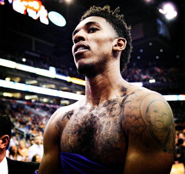 欧冠战报：德凯特拉雷传射建功，亚特兰大2-1逆转胜切尔西（欧冠焦点战：德凯特拉雷一传一射，亚特兰大2-1逆转切尔西）