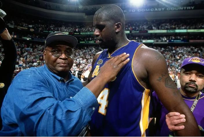 萨拉赫与克洛普去年争吵瞬间回顾（重温萨拉赫与克洛普去年的冲突瞬间）