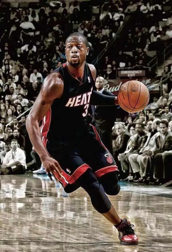 里程碑，青岛西海岸球员宋浩宇俱乐部生涯出战100场比赛（青岛西海岸球员宋浩宇达成俱乐部生涯百场里程碑）