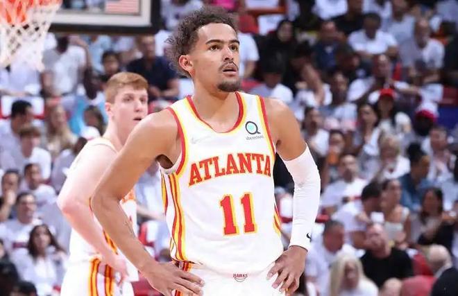 东契奇生涯30+5+5场次超越字母哥，升至历史第五（东契奇生涯30+5+5次数反超字母哥，位列历史第5）