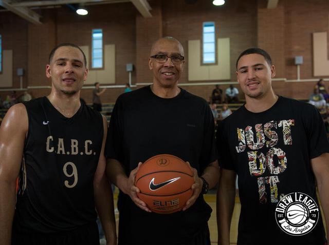 凯恩：我可以拿金球奖，通常需赢得世界杯或欧冠才能实现（凯恩称有望问鼎金球：通常得先赢下世界杯或欧冠）