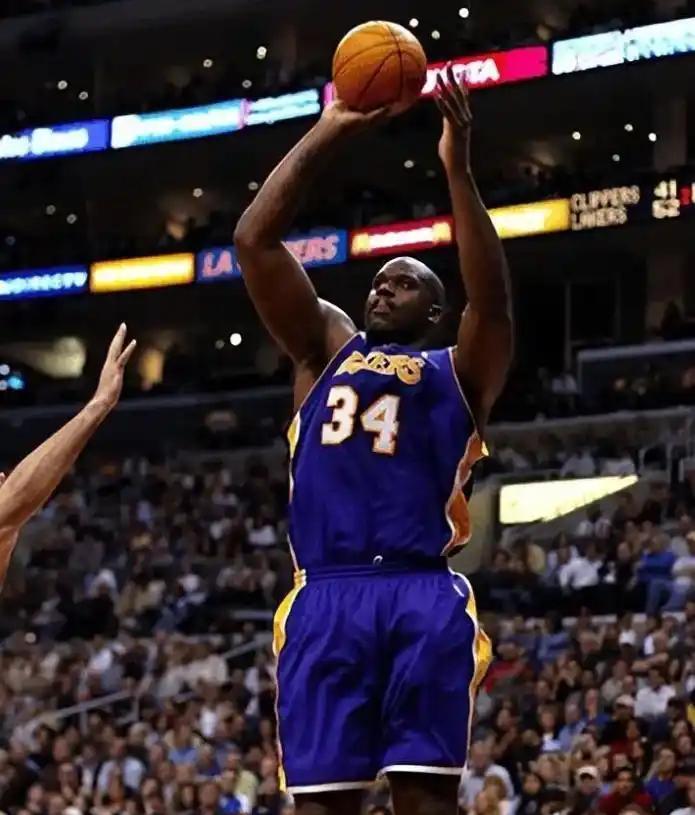 SGA本赛季第三次单场15+罚球，仅次于东契奇排在联盟第二（SGA本季第3次单场罚球15+，仅逊东契奇居联盟第2）