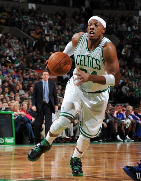 亚特兰大2-0佛罗伦萨，奥迪隆破僵，卢克曼建功（亚特兰大2-0完胜佛罗伦萨：奥迪隆先拔头筹，卢克曼再下一城）