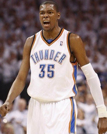 意甲主席：米兰科莫海外赛在推进中；减少俱乐部数量很难实现（意甲主席：米兰对科莫海外赛推进中，缩减俱乐部数量难成行）